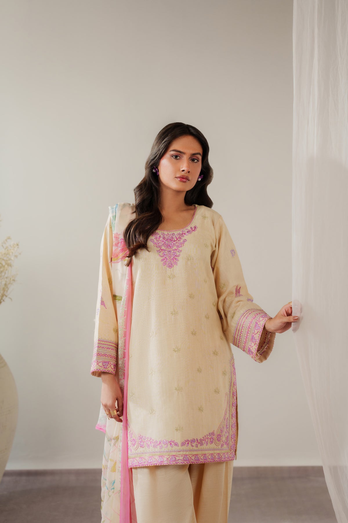 MEHER - Beige