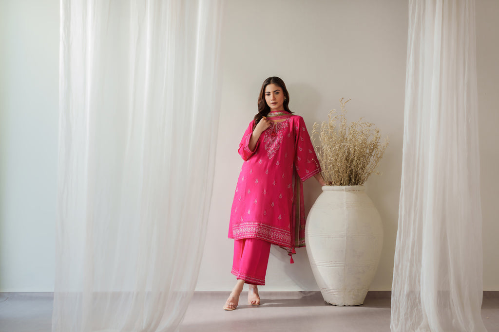 RANGREZ — Fuchsia Pink