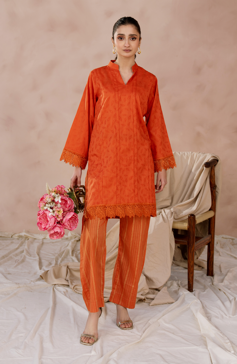 Saffron Noor Kurta Set